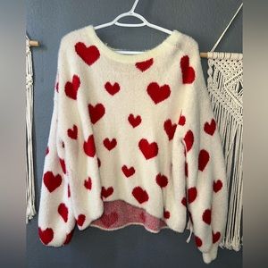 Super cute cozy sweater never worn bought and was to big